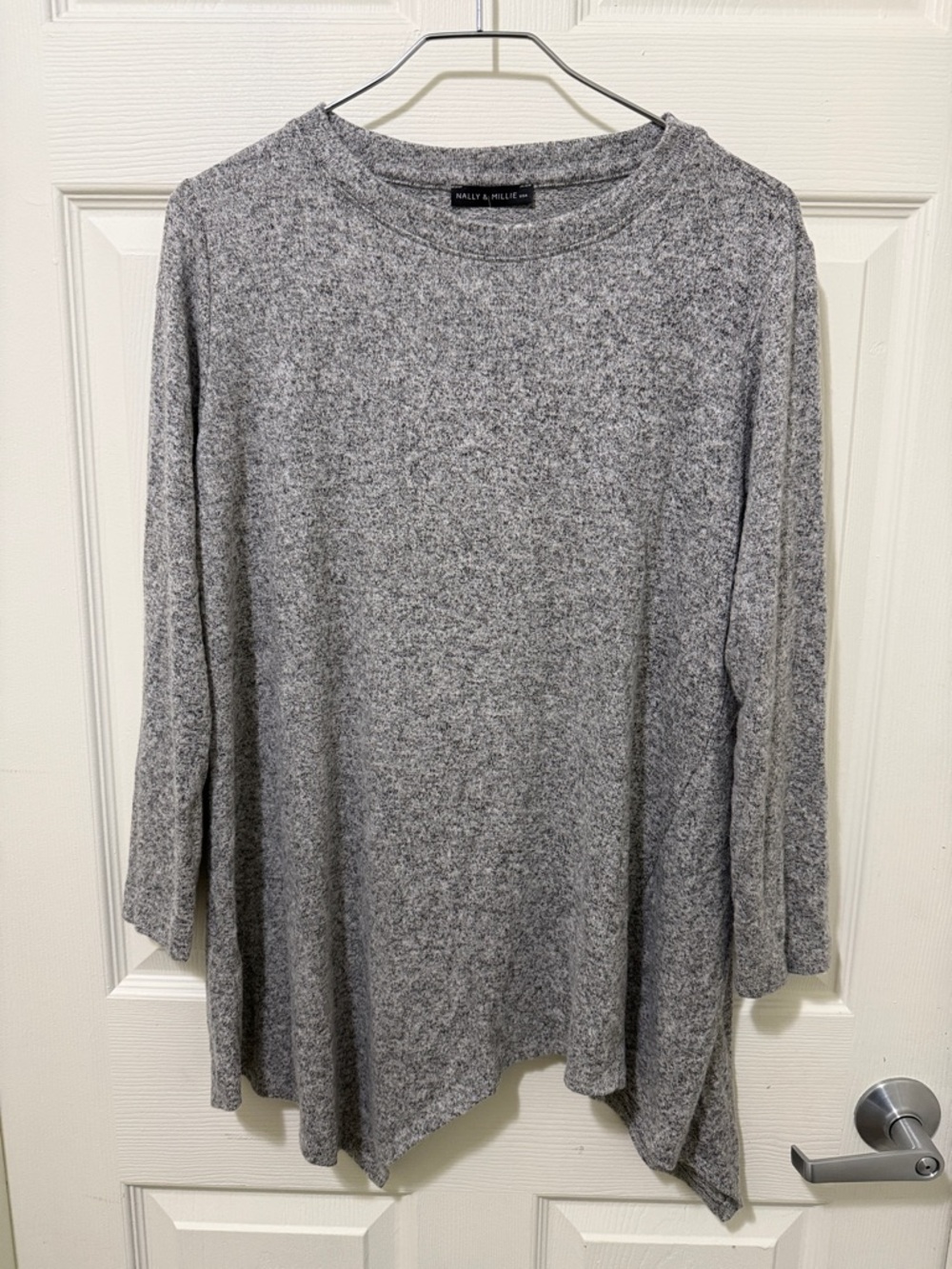 NALLY & MILLIE X-Small Black, white, grey Top.